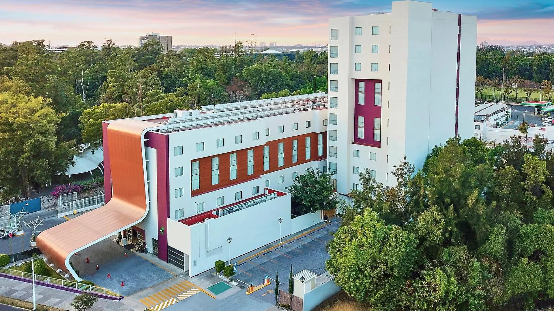 Holiday Inn Guadalajara Patria-Universidad By Ihg Zapopan Hotel